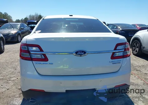 2018 Ford Taurus Limited z USA, uszkodzony, nr VIN 1FAHP2F85JG118664